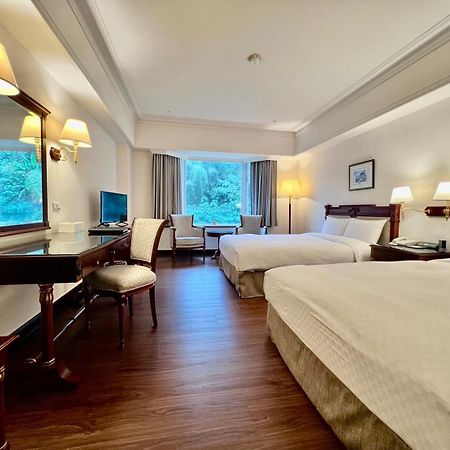Le Midi Hotel Chitou Luku Kültér fotó