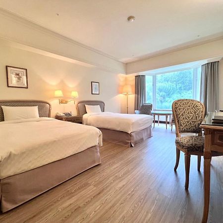 Le Midi Hotel Chitou Luku Kültér fotó