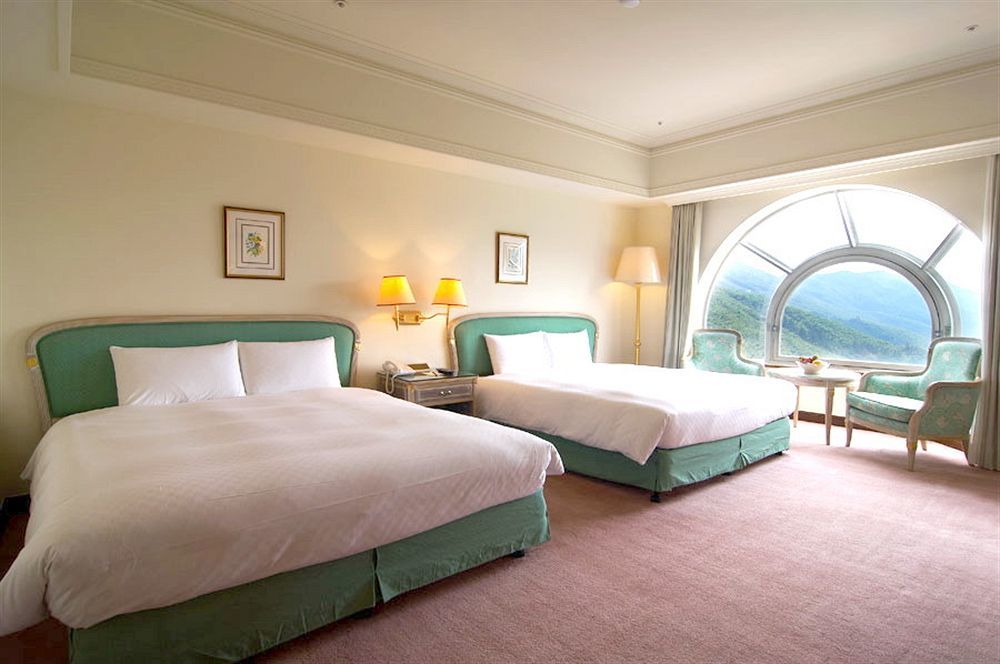 Le Midi Hotel Chitou Luku Kültér fotó